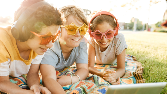 What Features Should a GPS Watch for Kids Have to Ensure Safety? 